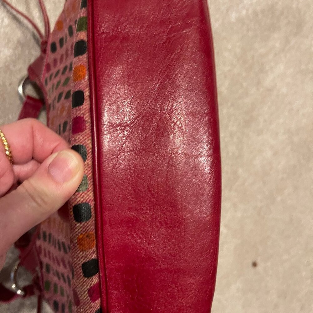 Handbag - Picture 9 of 9